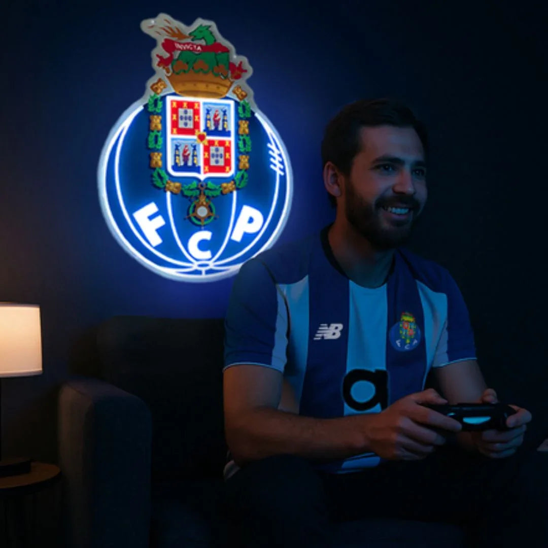 FC Porto Club Emblem LED Neon Sign – Official Licensed Fan Decoration